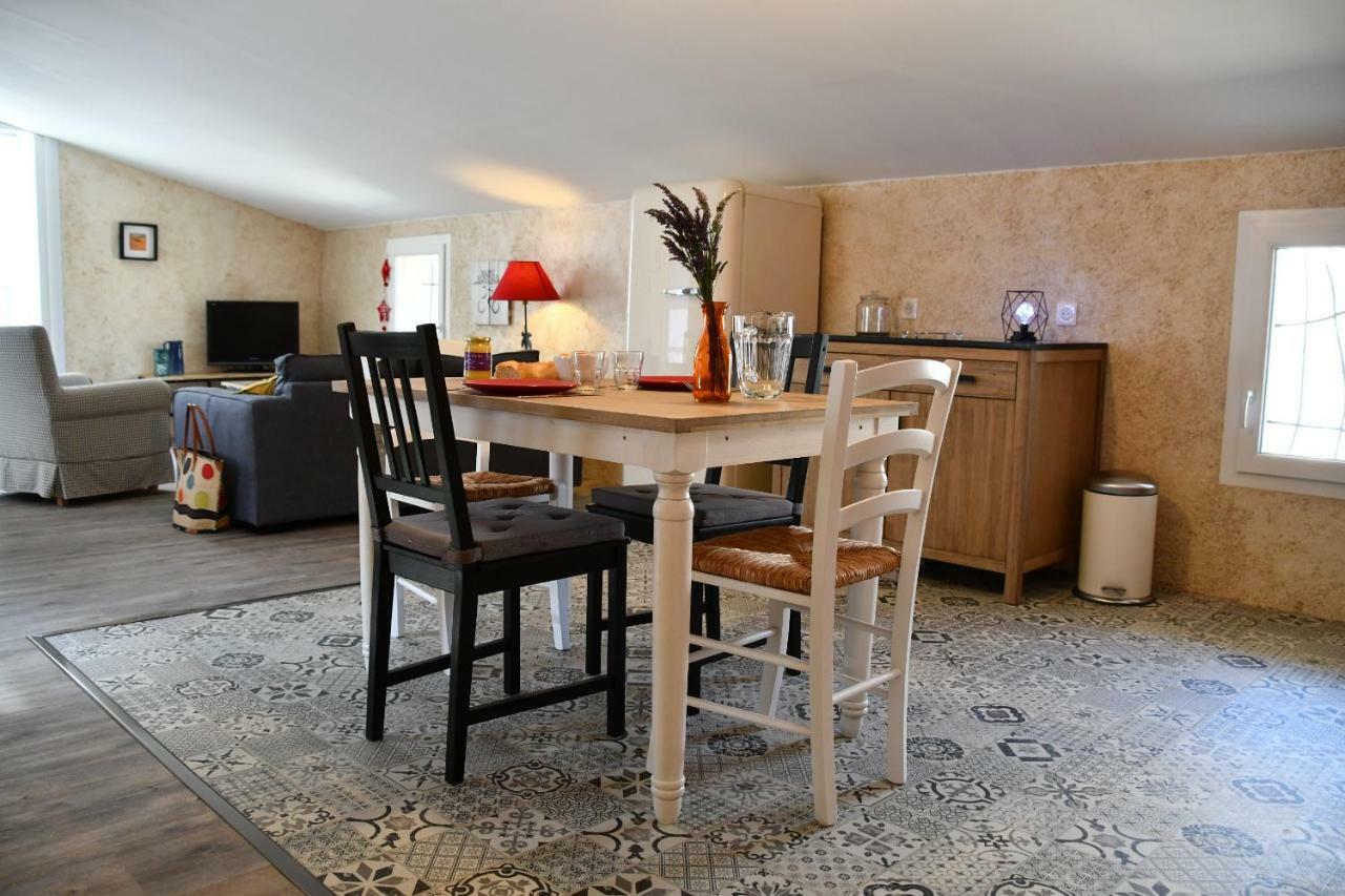Le Pigeonnier Apartment Malaucene Luaran gambar